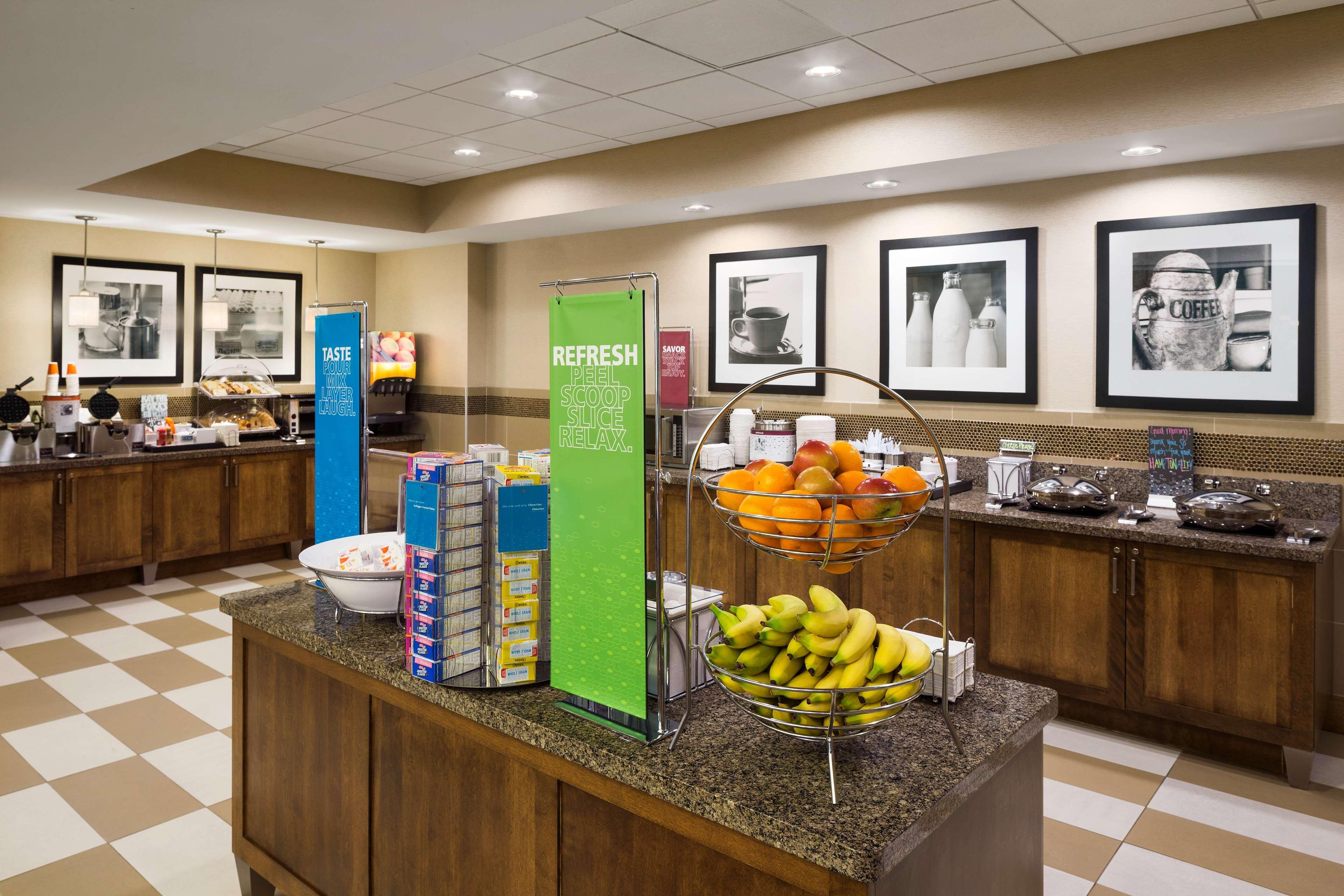 Hampton Inn And Suites Clayton/St. Louis-Galleria Area Ngoại thất bức ảnh