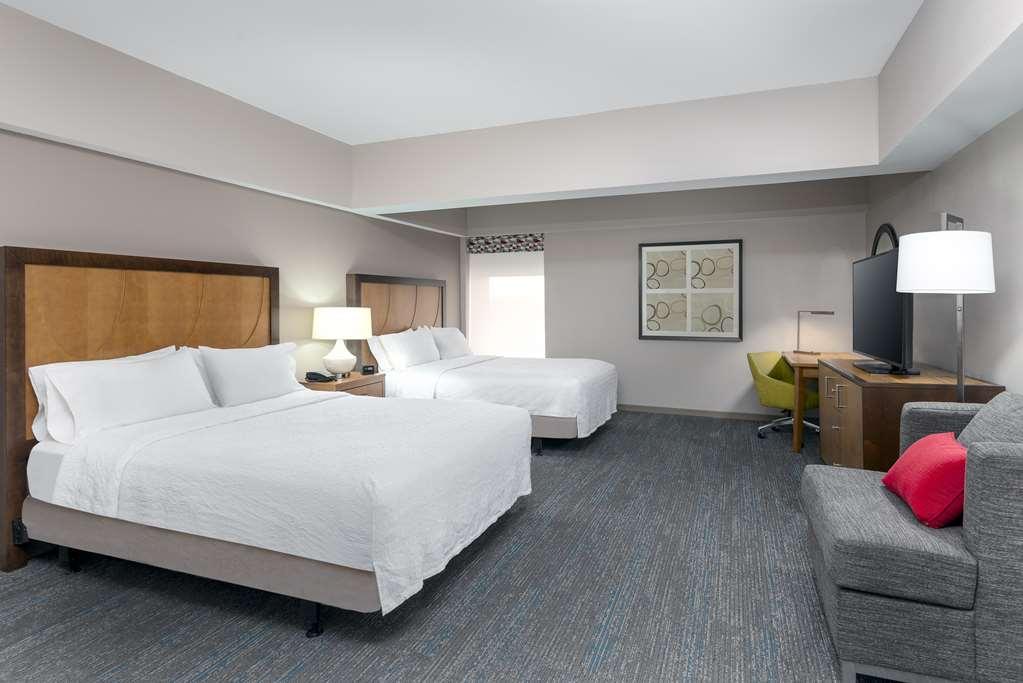 Hampton Inn And Suites Clayton/St. Louis-Galleria Area Phòng bức ảnh