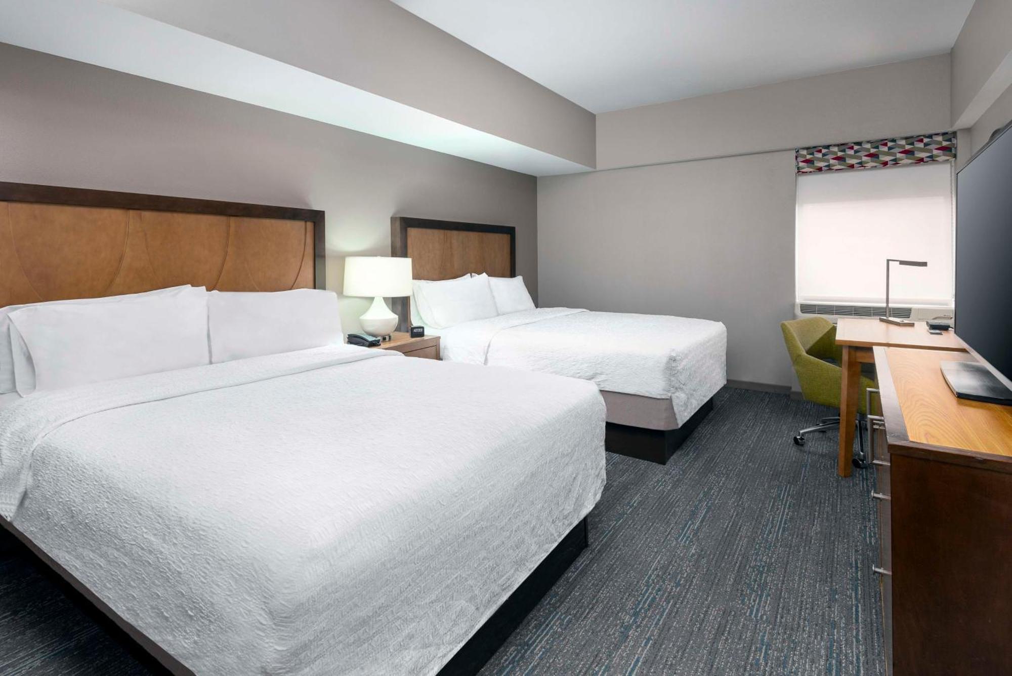 Hampton Inn And Suites Clayton/St. Louis-Galleria Area Ngoại thất bức ảnh