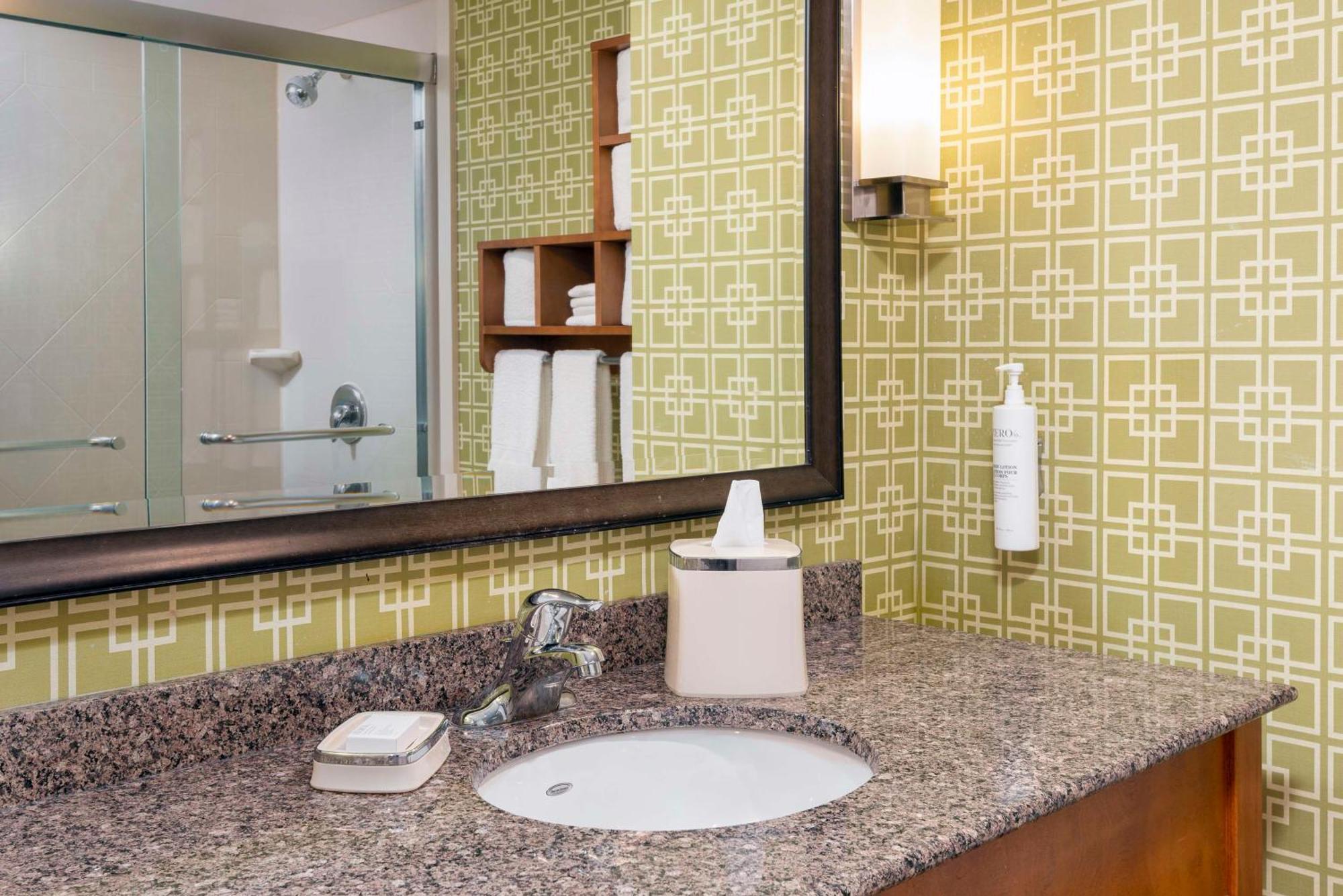 Hampton Inn And Suites Clayton/St. Louis-Galleria Area Ngoại thất bức ảnh